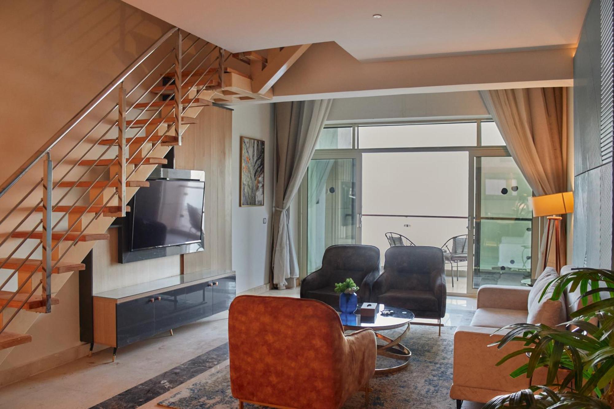 Tolip Resort El Galala Hills Ain Suchna Exterior foto A living room in a typical apartment